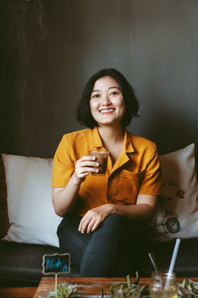 woman, drink, cafe-5775938.jpg